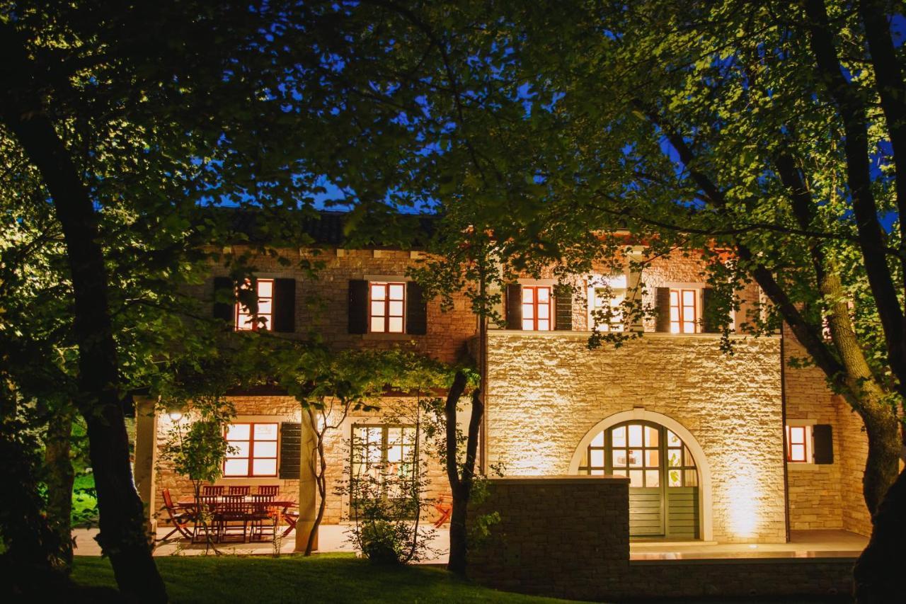 Villa Kringa Tinjan Exterior foto